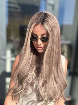 Peruca din par natural MALVINA