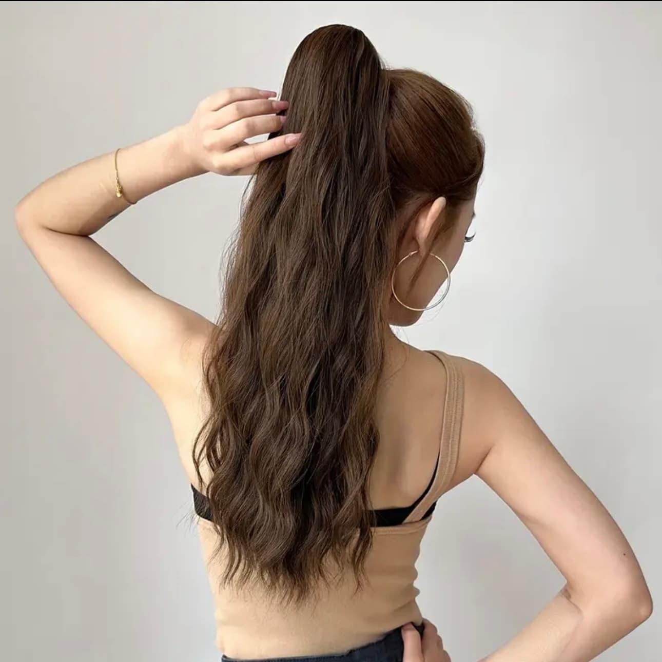 Coada de Par cu Cleste Ondulata Saten Natural Deschis, 70 cm