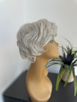 Peruca Lady Light Grey