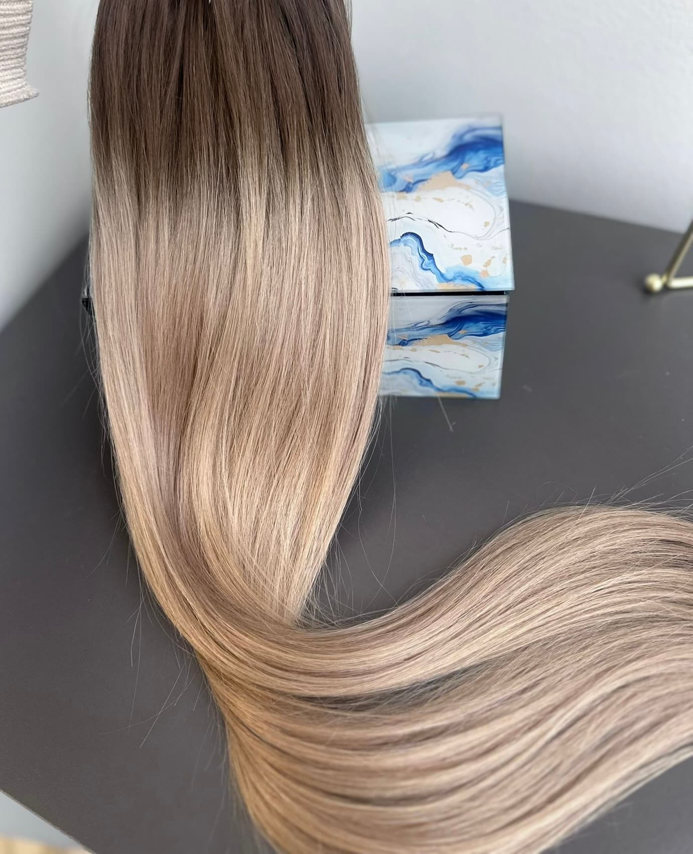 White Platinum Extensions Ombre #4/#20 White Platinum Extensions Ombre #4/#20