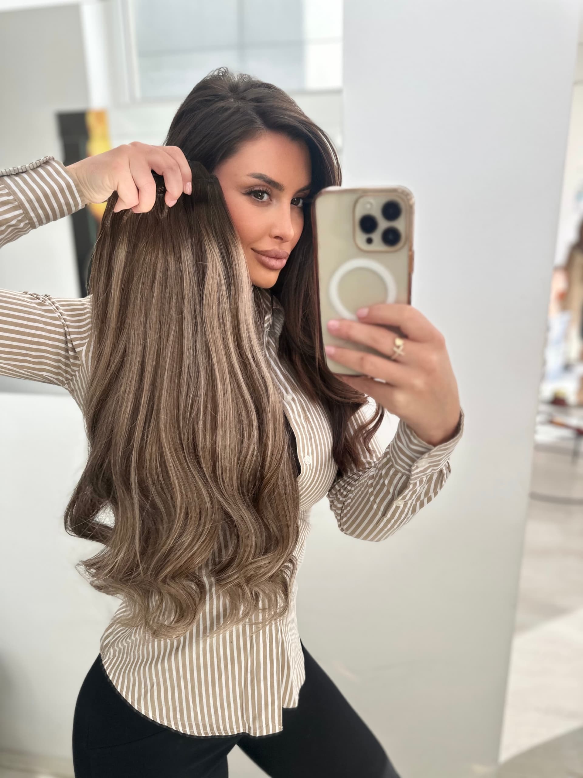 Extensii Clip-on White Platinum Balayage #4/#17/#4 Extensii Clip-on White Platinum Balayage #4/#17/#4