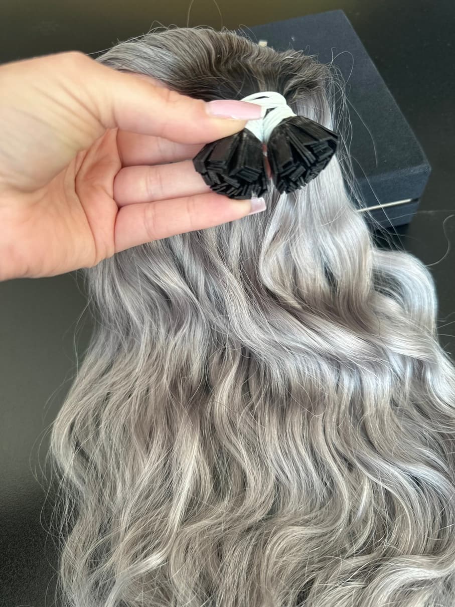 Extensii Cheratina Russian Hair Ombre #1B/Light Grey Extensii Cheratina Russian Hair Ombre #1B/Light Grey