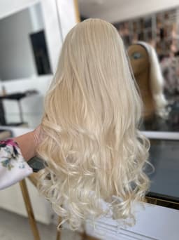 Mese de Volum cu Cordeluta Luxe Blond Platinat Mese de Volum cu Cordeluta Luxe Blond Platinat