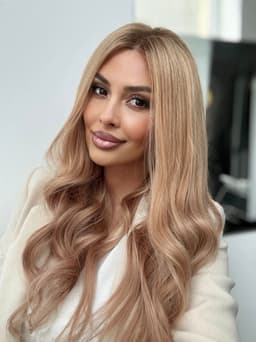 Honey Blonde wig Honey Blonde wig